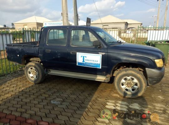 Hilux pickup for hire